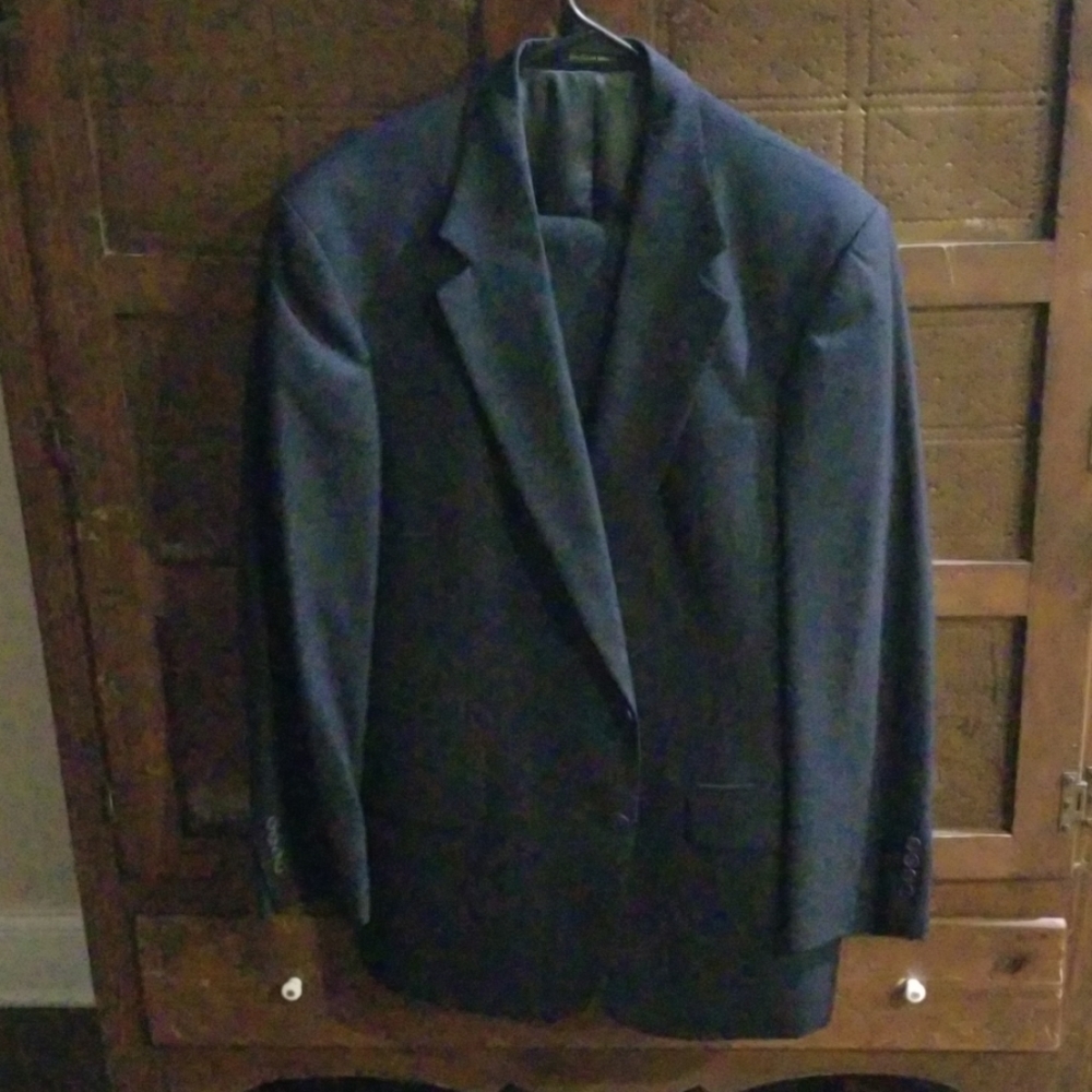 2 piece Meeting Street mens suit 46R pants 36x30